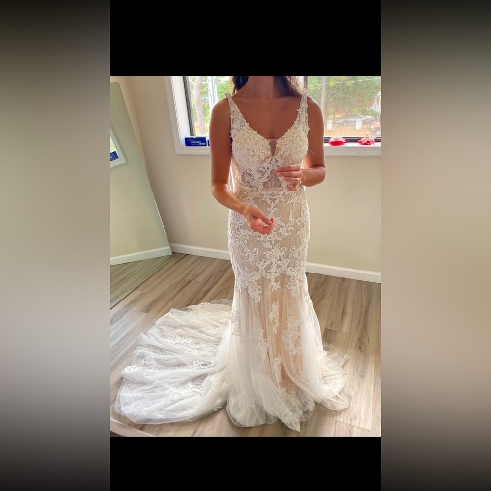 Like Bhldn style wedding dress brand new with tags NWT!!